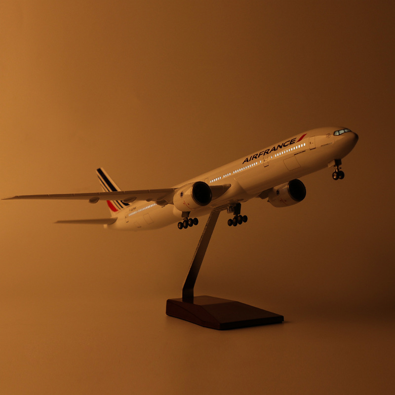 1/150 Grote Schaal Vliegtuig 4 - Model Kit Airplane recensie en prijs