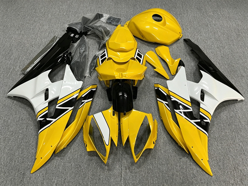 4 Gift nieuwe ABS kuipset - ge - Model Kit Yamaha recensie en prijs