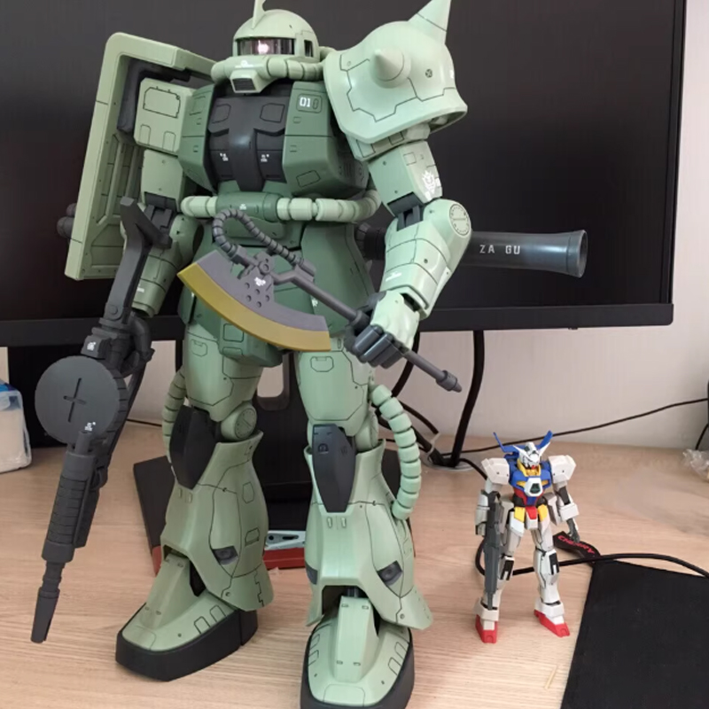 Hot 1/48 MEGA Zaku II Assembly - Model Kit Water Decal recensie en prijs