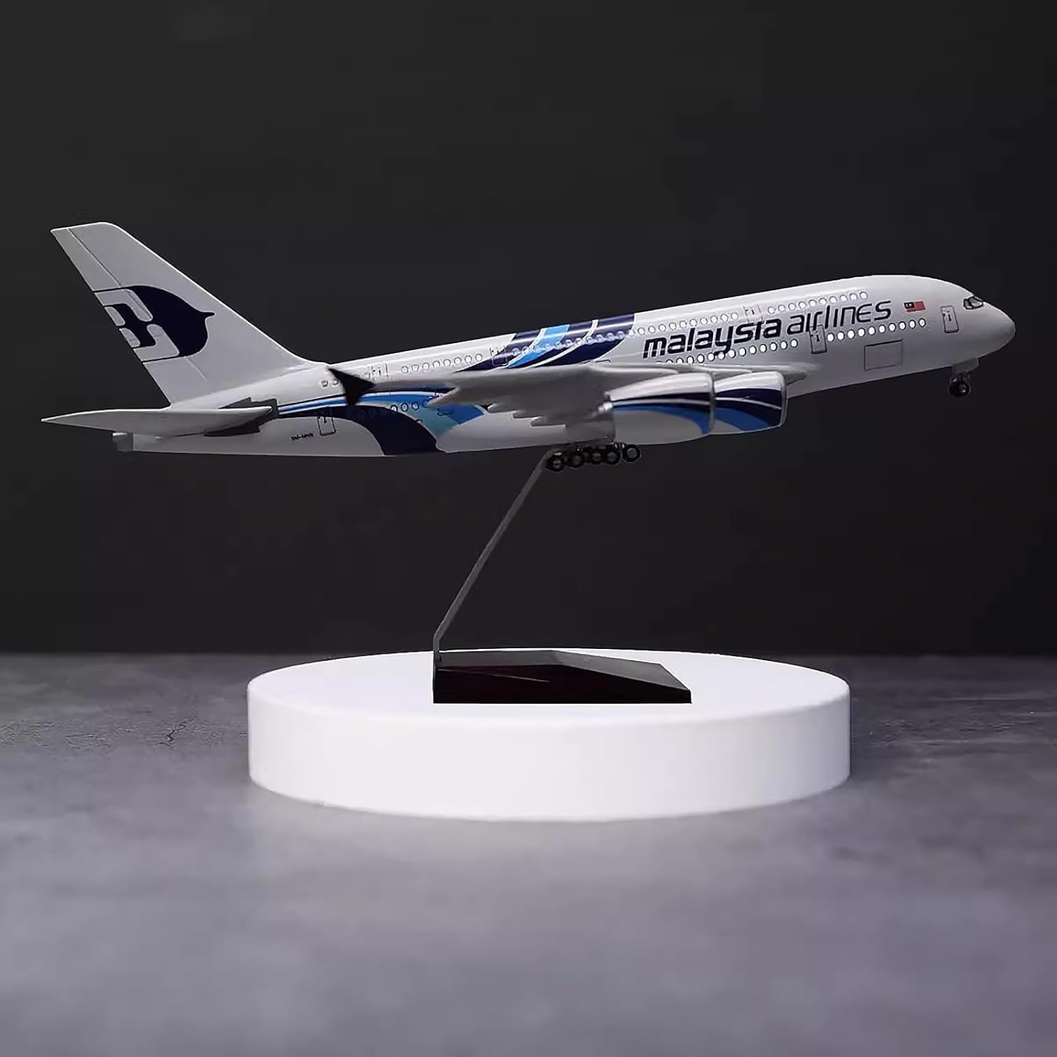 Schaal 1:160 Malaysia Airlines - Model Kit Simulator recensie en prijs